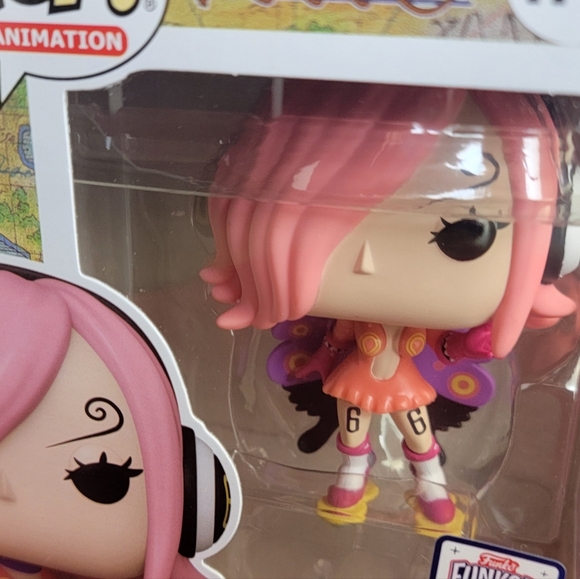 Reiju funko Limited 2024 exclusive # 1741 with pop protector - Picture 3 of 7